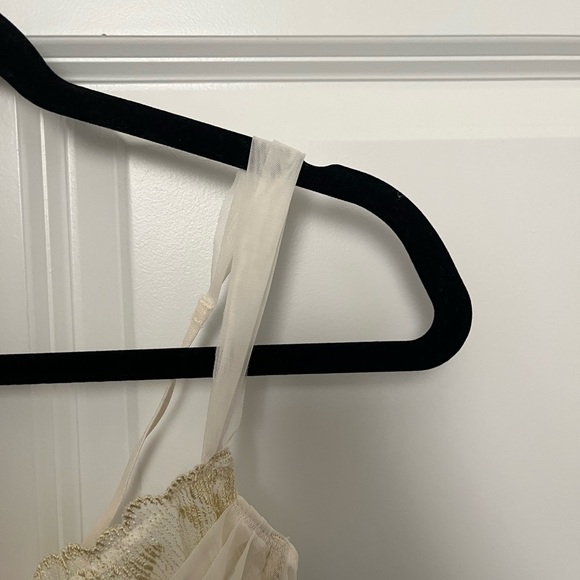 NWOT Crème Su Gold and Cream Mesh Underwired Bra - Picture 3 of 7